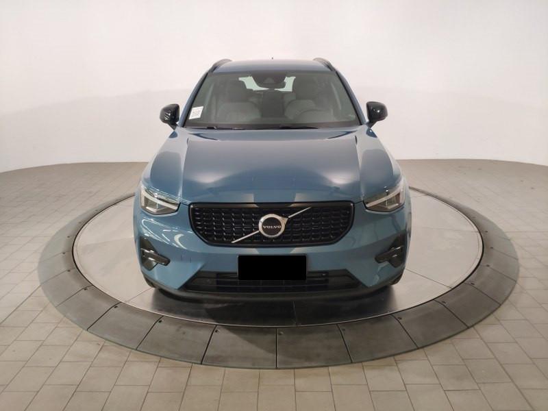 VOLVO Xc40 B3 Mild Hybrid Automatico Plus Dark