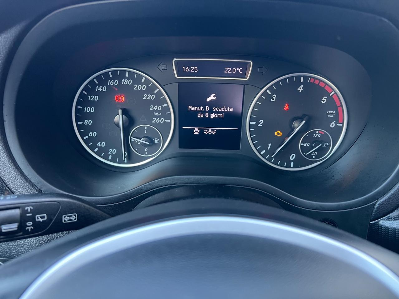Mercedes-benz B 180 CDI BlueEFFICIENCY Executive