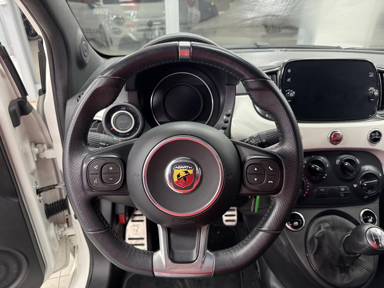 Abarth 595 1.4 Turbo T-Jet 165 CV