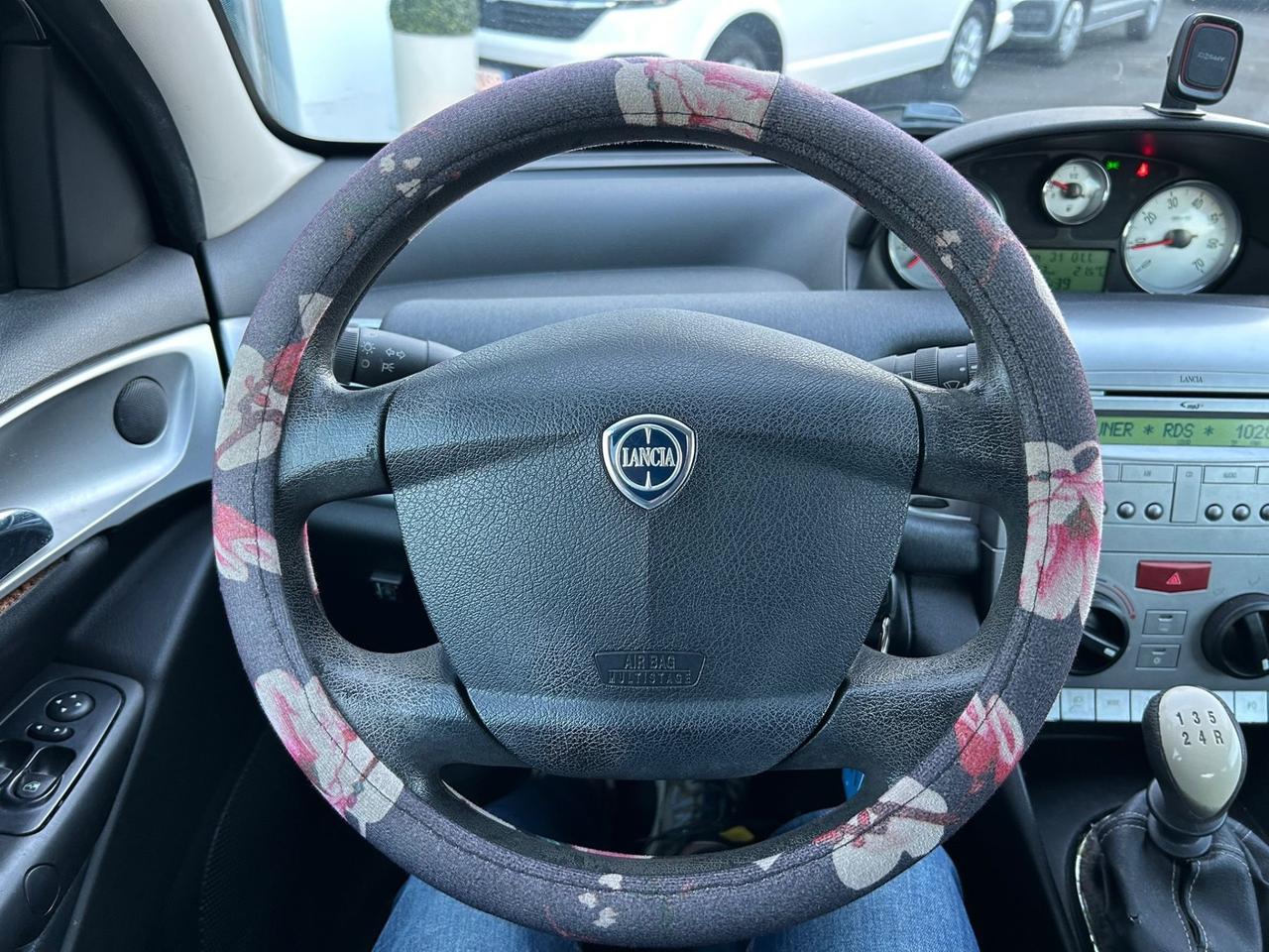 Lancia Ypsilon 1.4 Platino