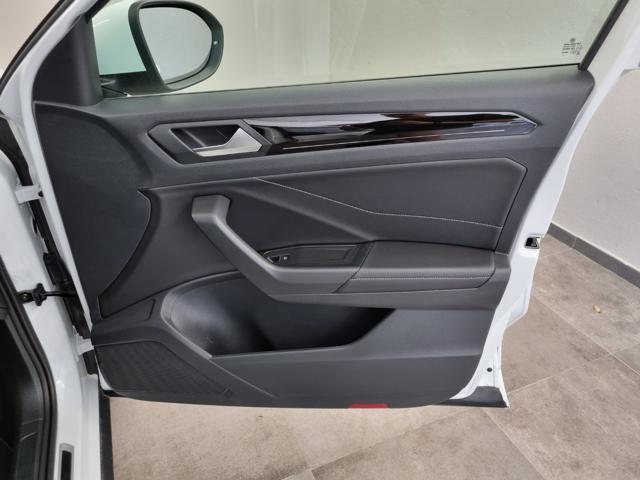 VOLKSWAGEN T-Roc 1.5 TSI ACT DSG R-Line
