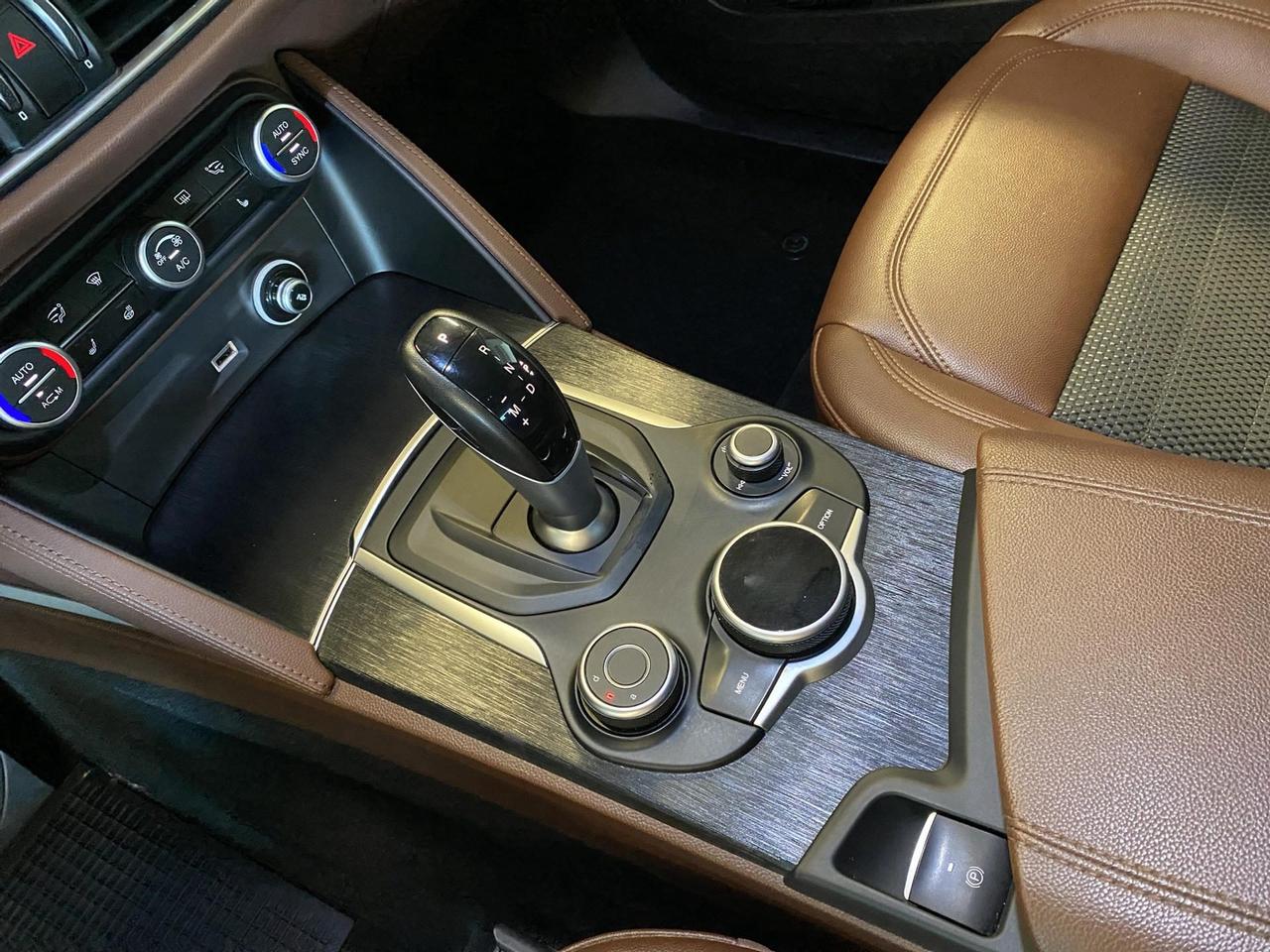 Alfa Romeo Stelvio 2.2 t Executive Q4 180cv auto