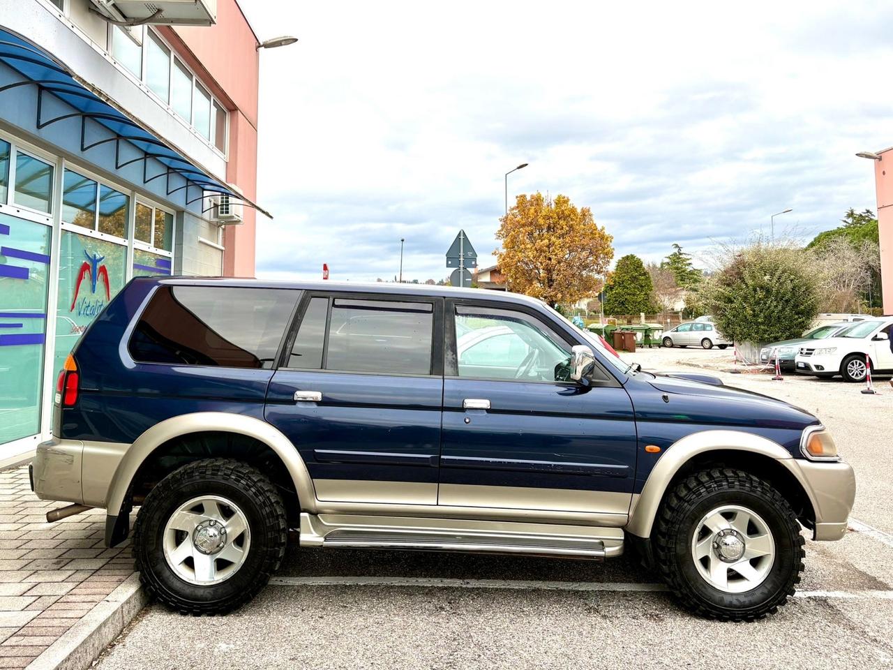 Mitsubishi Pajero Sport 2.5 TDI GLS
