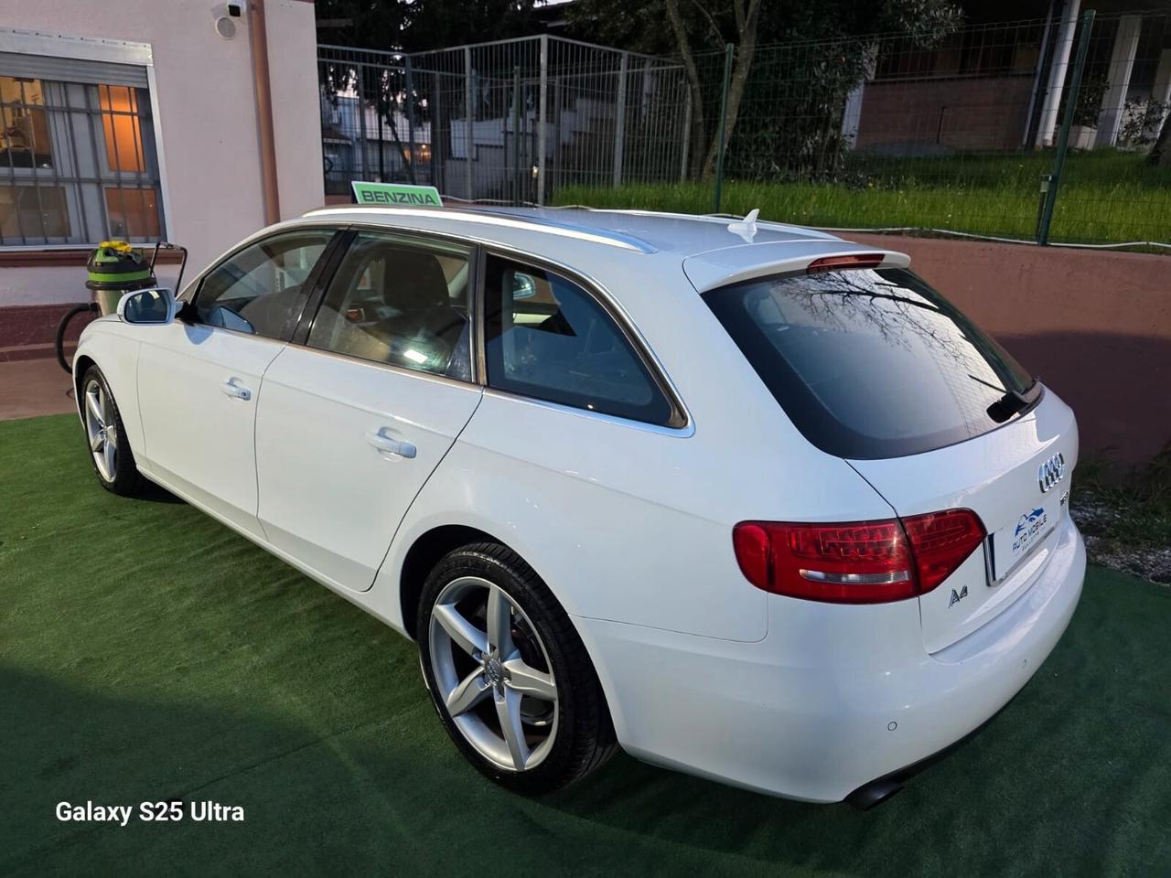 Audi A4 Avant 2.0 TFSI 211CV