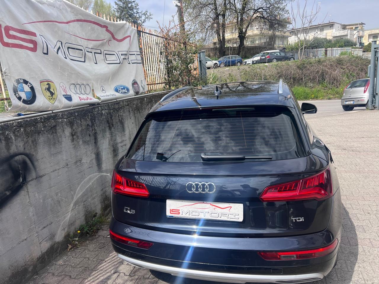 Audi Q5 2.0 TDI 150 CV Business Sport Blockshaft/Bixenon