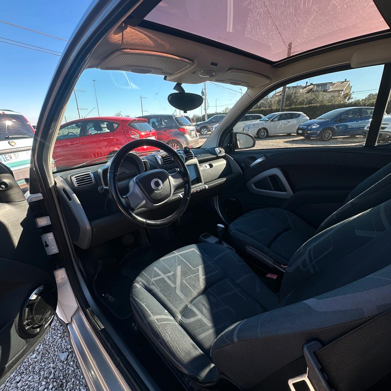 Smart ForTwo 1000 52 kW coupé limited two