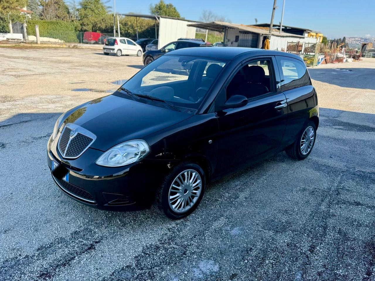 Lancia Ypsilon ecochic 1.4 benzina GPL neopatentati