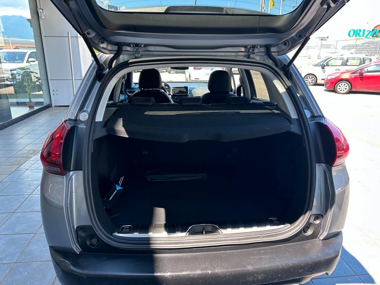 Peugeot 2008 BlueHDi 120 S&S Allure