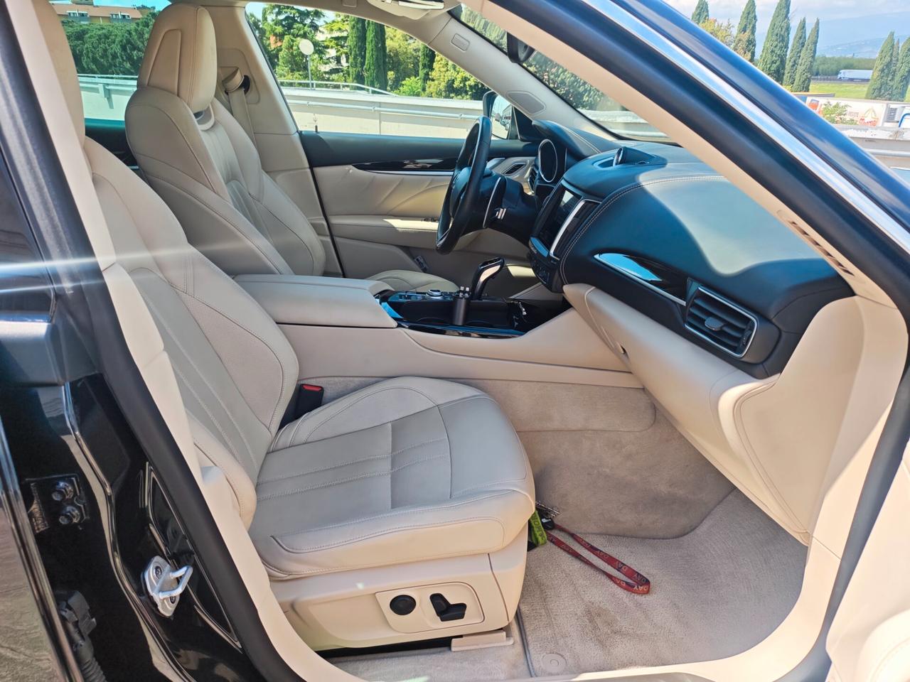Maserati Levante V6 AWD Gransport