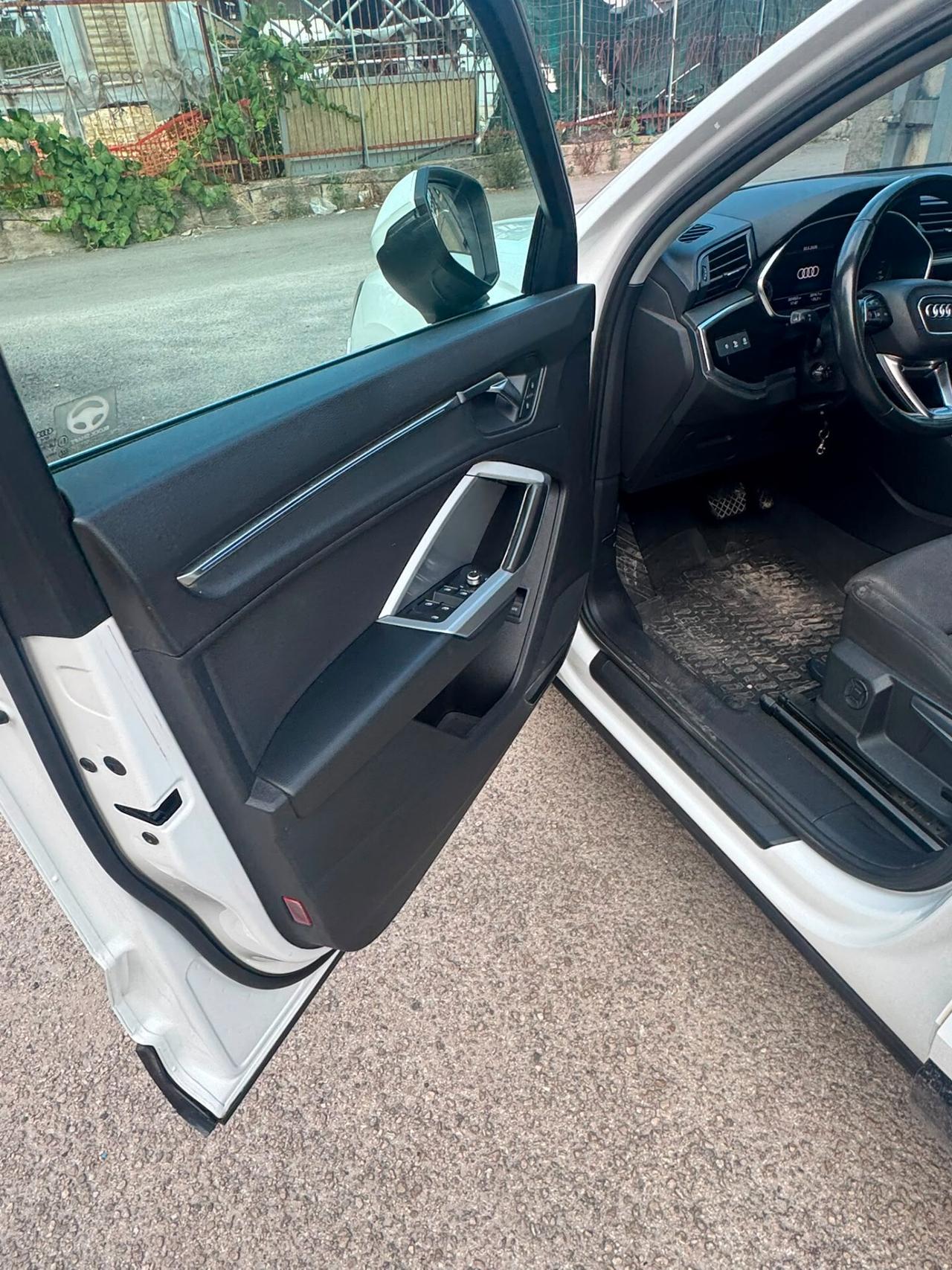 Audi Q3 SPB 40 TDI S tronic quattro edition