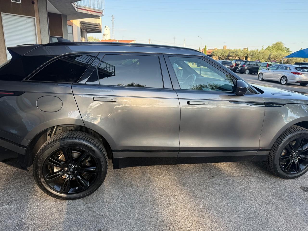 Land Rover Range Velar 2.0D I4 240 CV R-Dynamic HSE