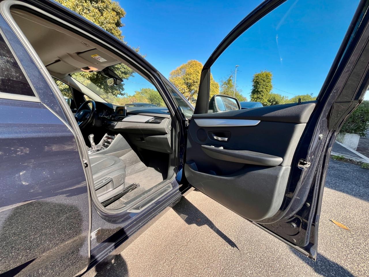 Bmw 2er Active Tourer 218d Advantage