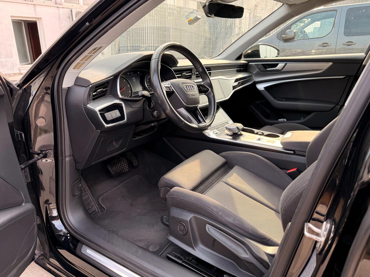 Audi A6 Avant 40 2.0 TDI S tronic Business
