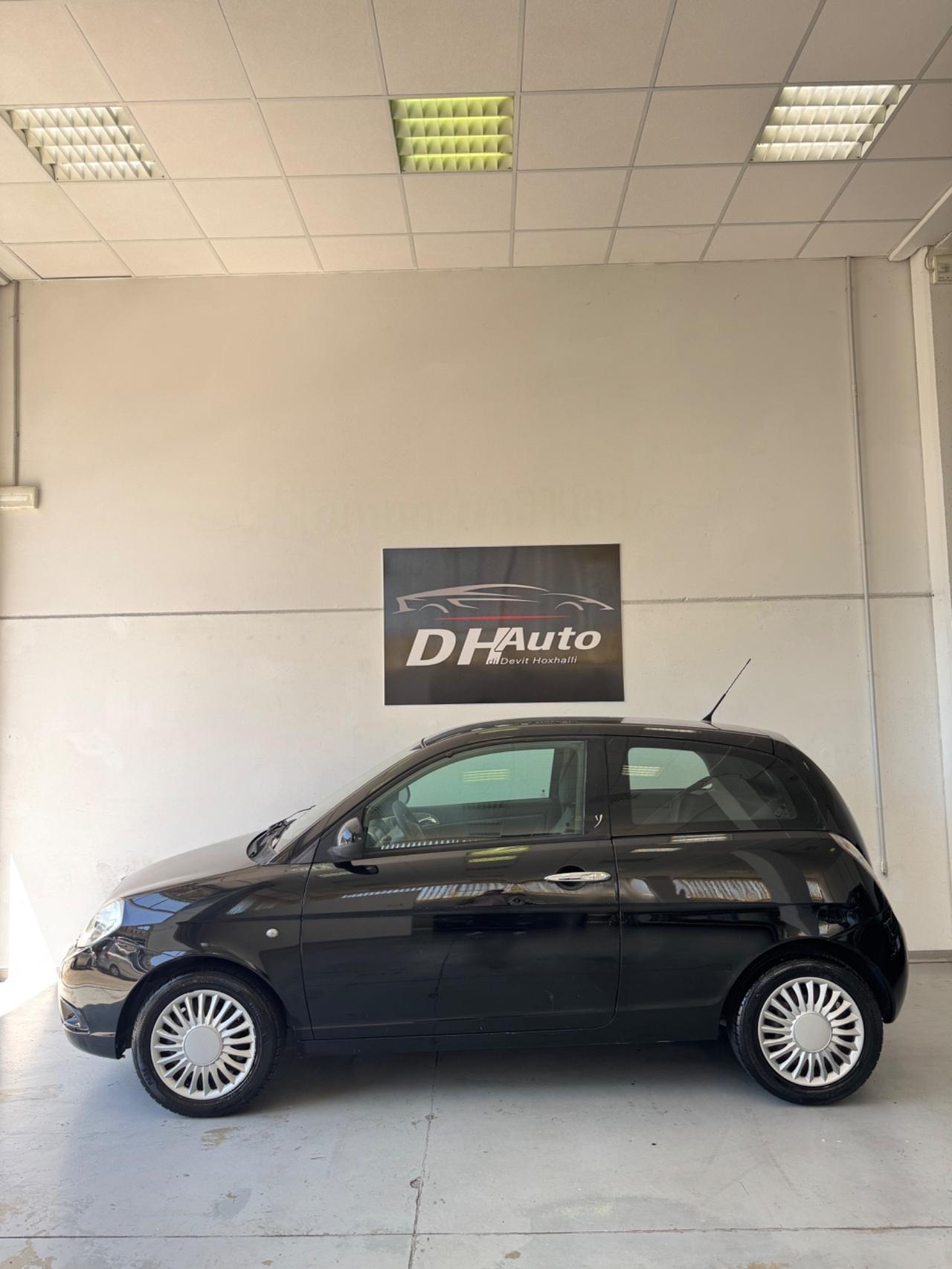 Lancia Ypsilon 1.2 69 CV Platinum