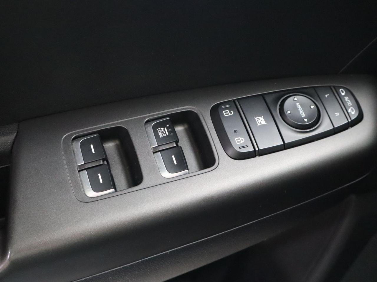 Kia Sportage Black Edition 1.6 CRDi MHEV #10248