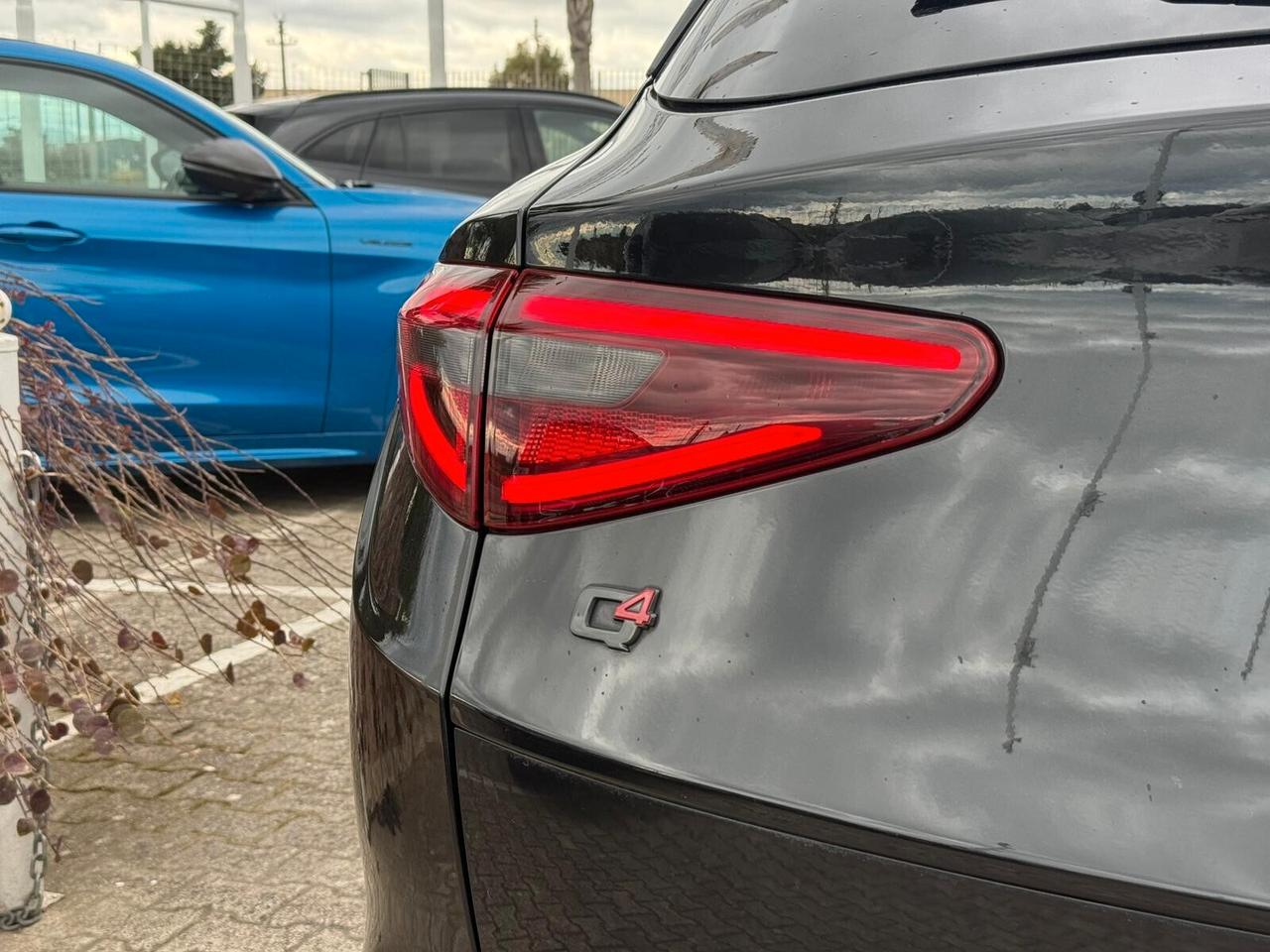 Alfa Stelvio 2.2 TD 210 CV AT8 Q4 Veloce