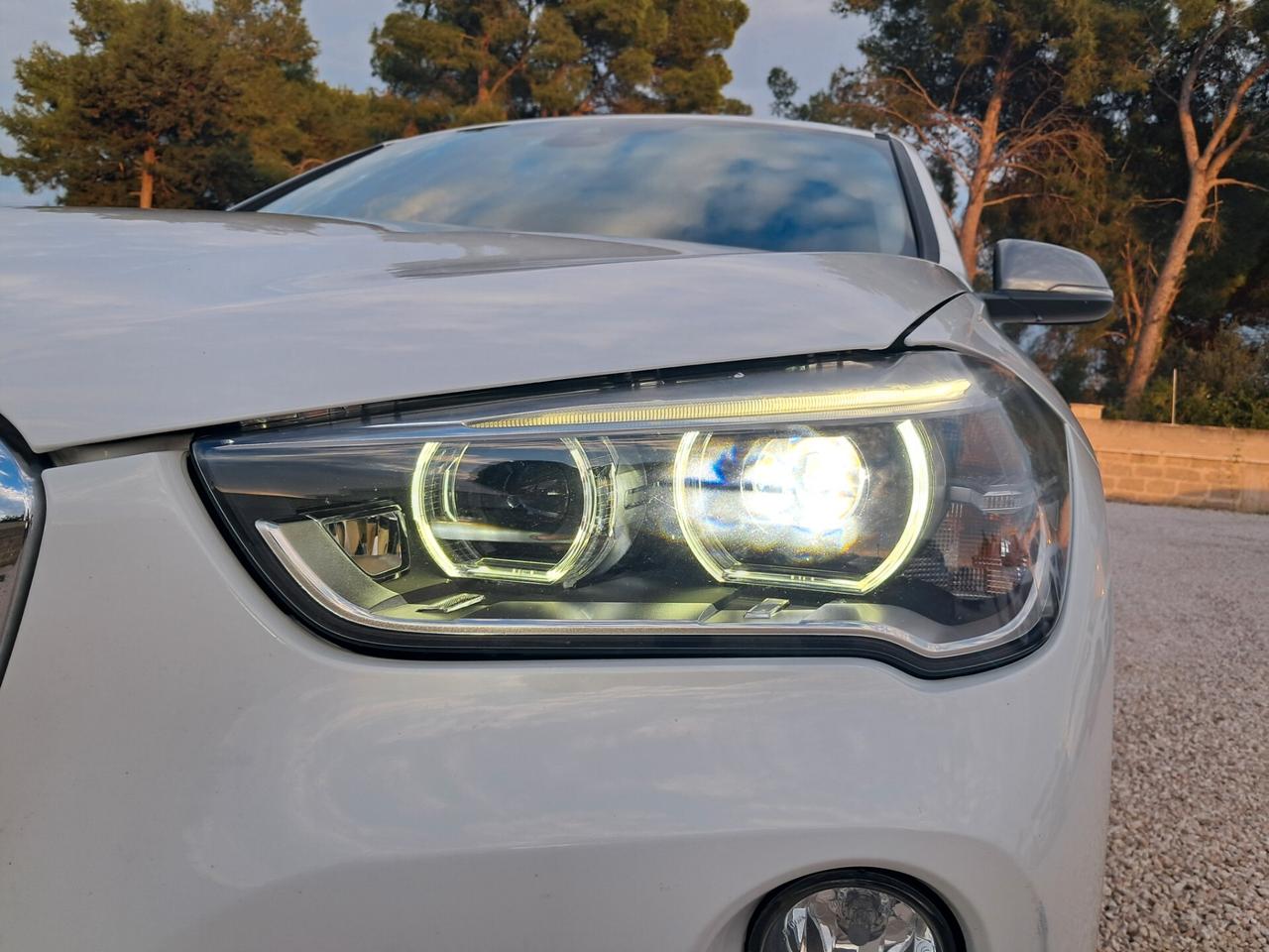 Bmw X1-18d- Sport *NAVY*LED*CRUISE