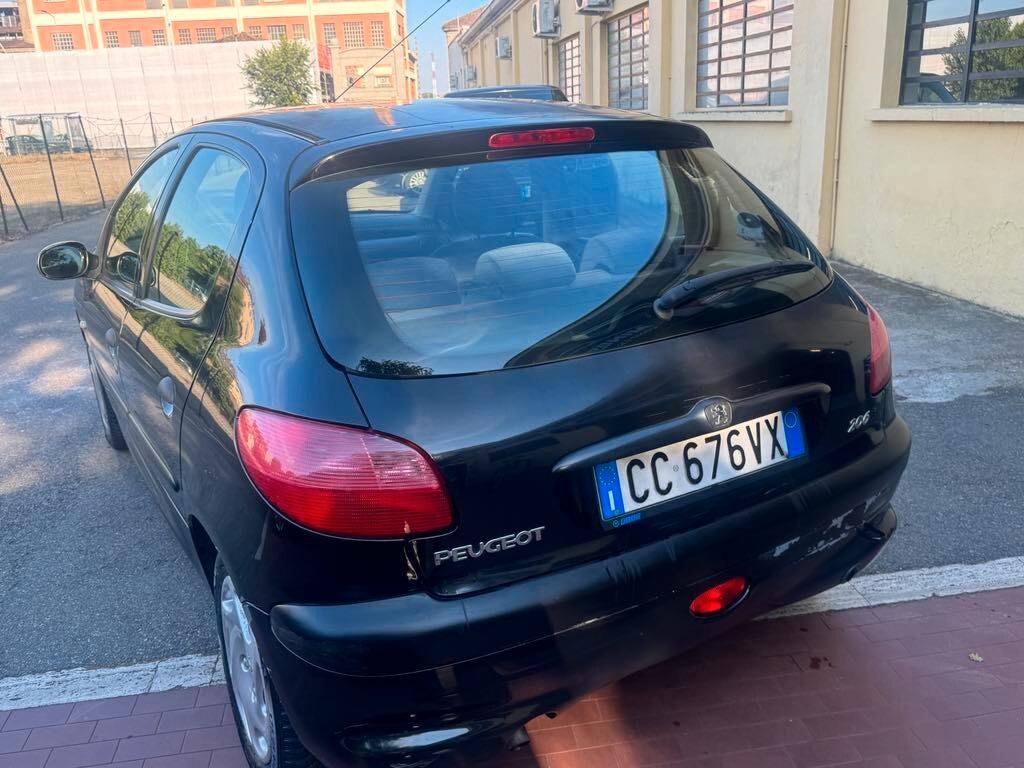 Peugeot 206 1.4 5p. GPL