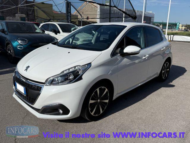 PEUGEOT 208 BlueHDi 100 CV Allure Prezzo reale