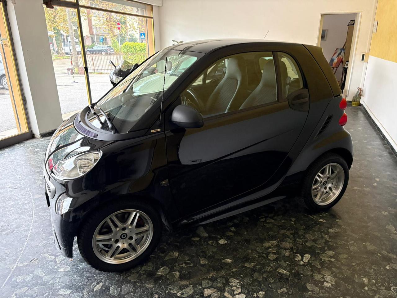 SMART ForTwo 1000 52 kW coupé passion - 2013