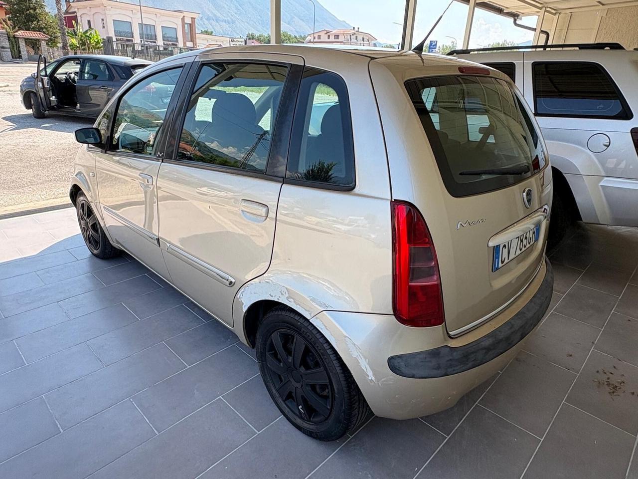 Lancia MUSA 1.4 16V Platino gpl valido