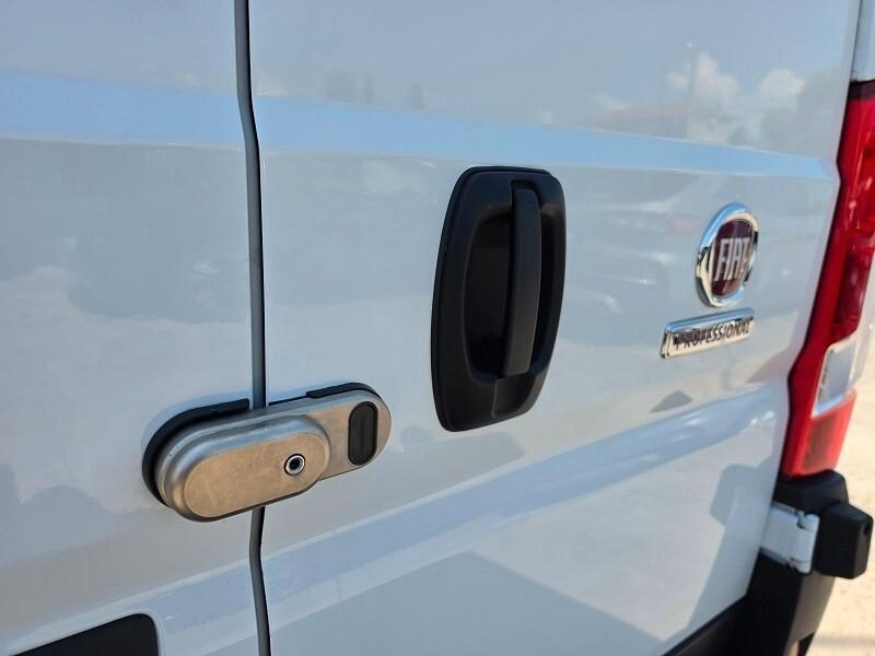 FIAT Ducato 33Q 2.2 MJ-3 140 MH2 TOUCH 5 PARK 2024