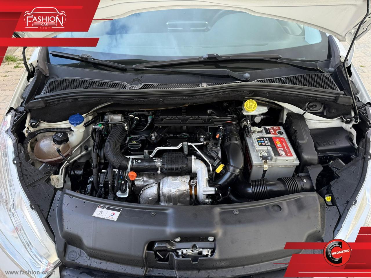 PEUGEOT 208 1.4 HDi 68 CV 5p. Business