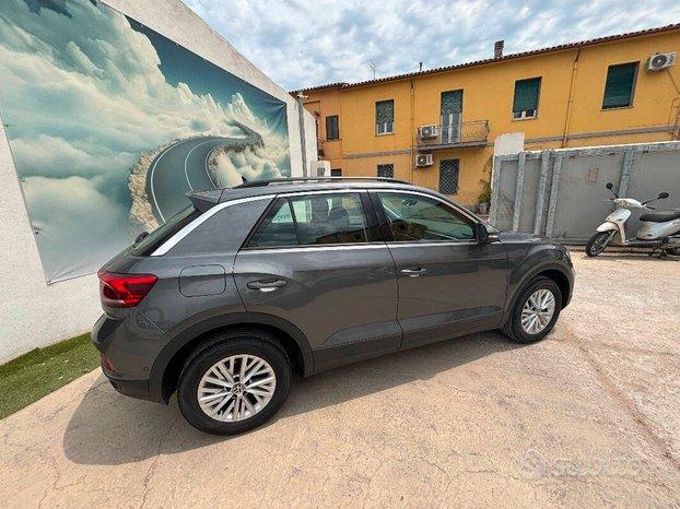 Volkswagen T-Roc Volkswagen T-roc 1.0 tsi Life 110