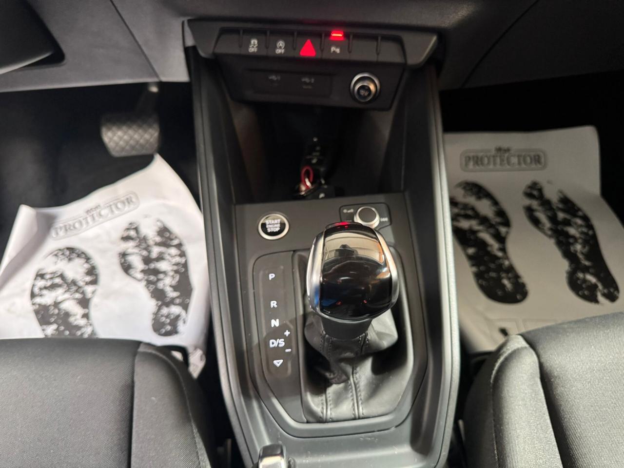 Audi A1 SPB 30 TFSI S tronic Identity Black