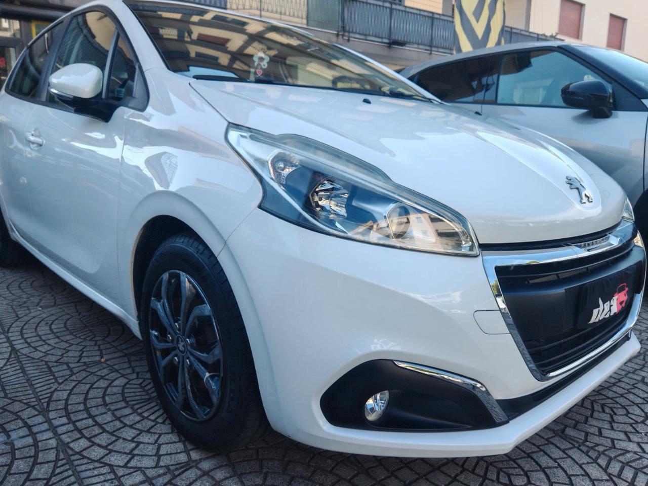 Peugeot 208 5 Porte 208 5p 1.2 puretech Active gpl 82cv