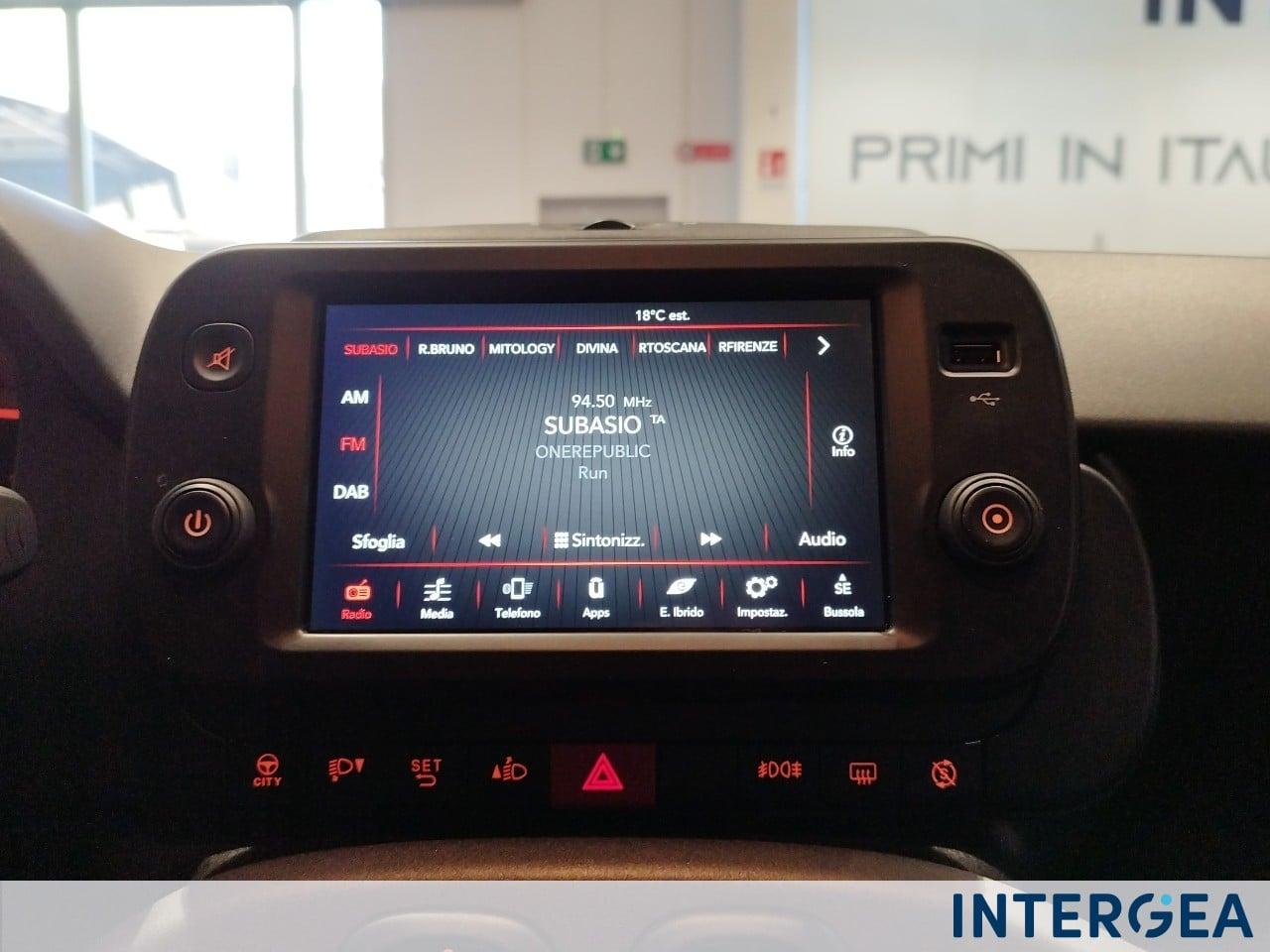 FIAT Panda 1.0 firefly hybrid Sport s&s 70cv