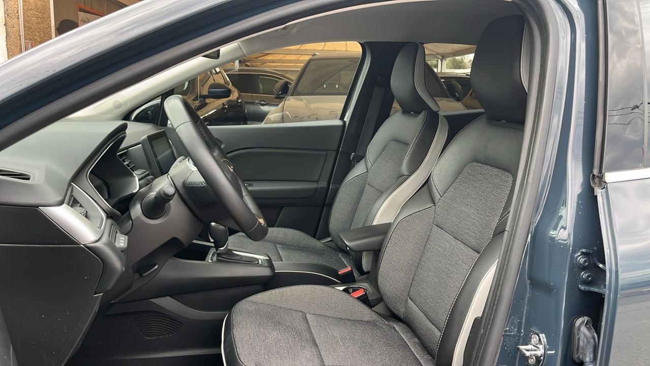 Renault Captur Full Hybrid E-Tech 145 CV Intens