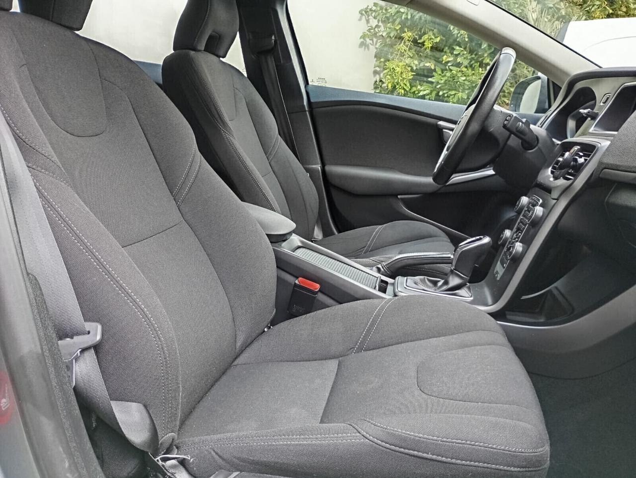 Volvo V40 D2 Geartronic Kinetic 120CV