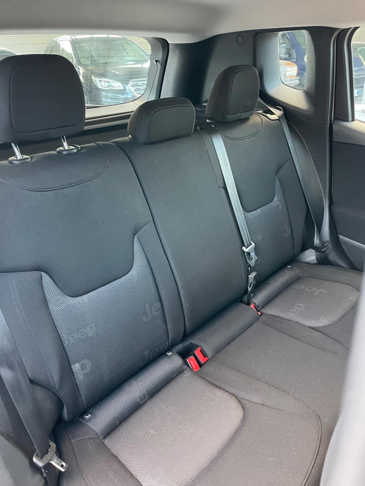 Jeep Renegade 2.0 Mjt 4WD Active Drive Sport