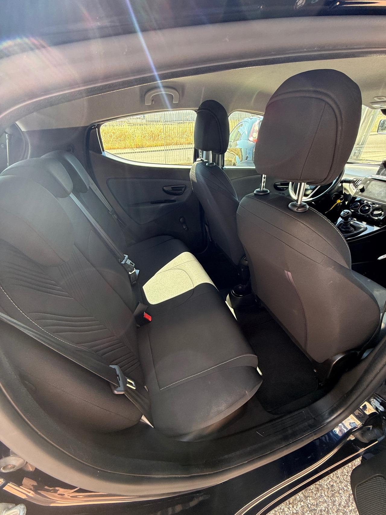 Lancia Ypsilon 1.0 FireFly S&S Hybrid Ecochic my21" IVA ESP.