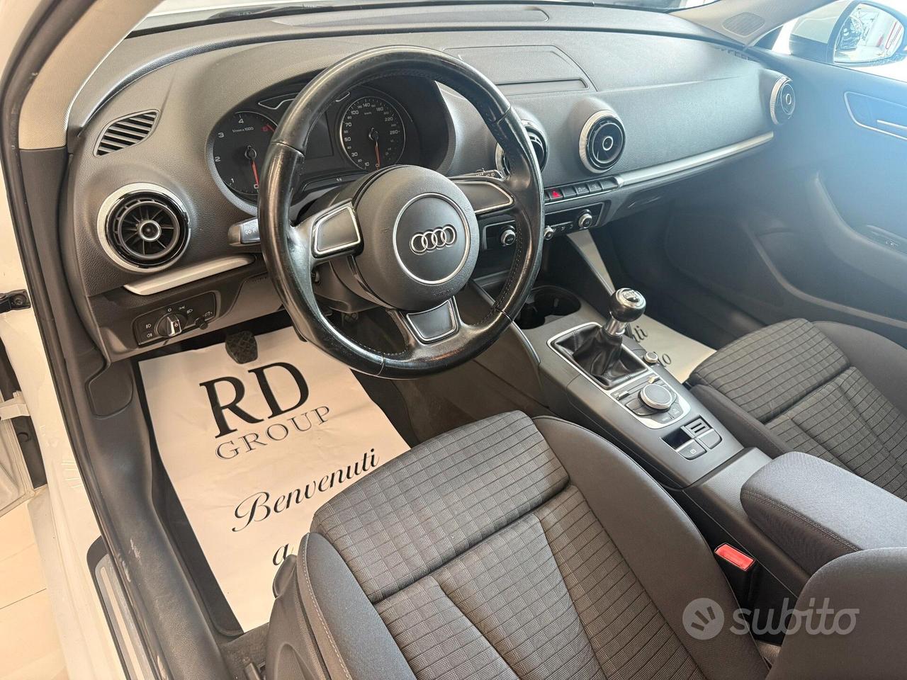 Audi A3 SPB 1.6 tdi Ambiente 105 cv okneopatentati
