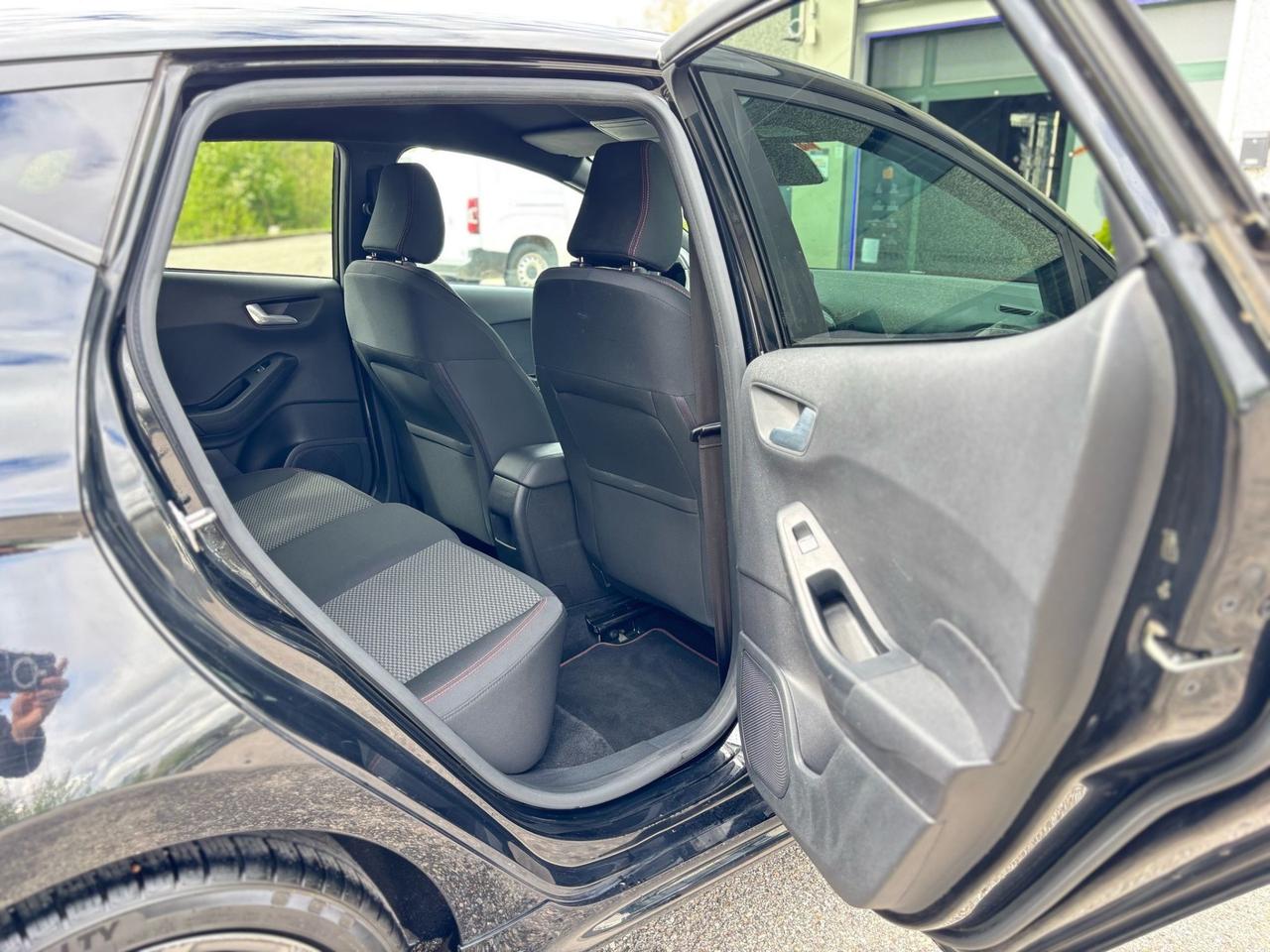 Ford Fiesta 1.0 Ecoboost 100 CV 5 porte ST-Line