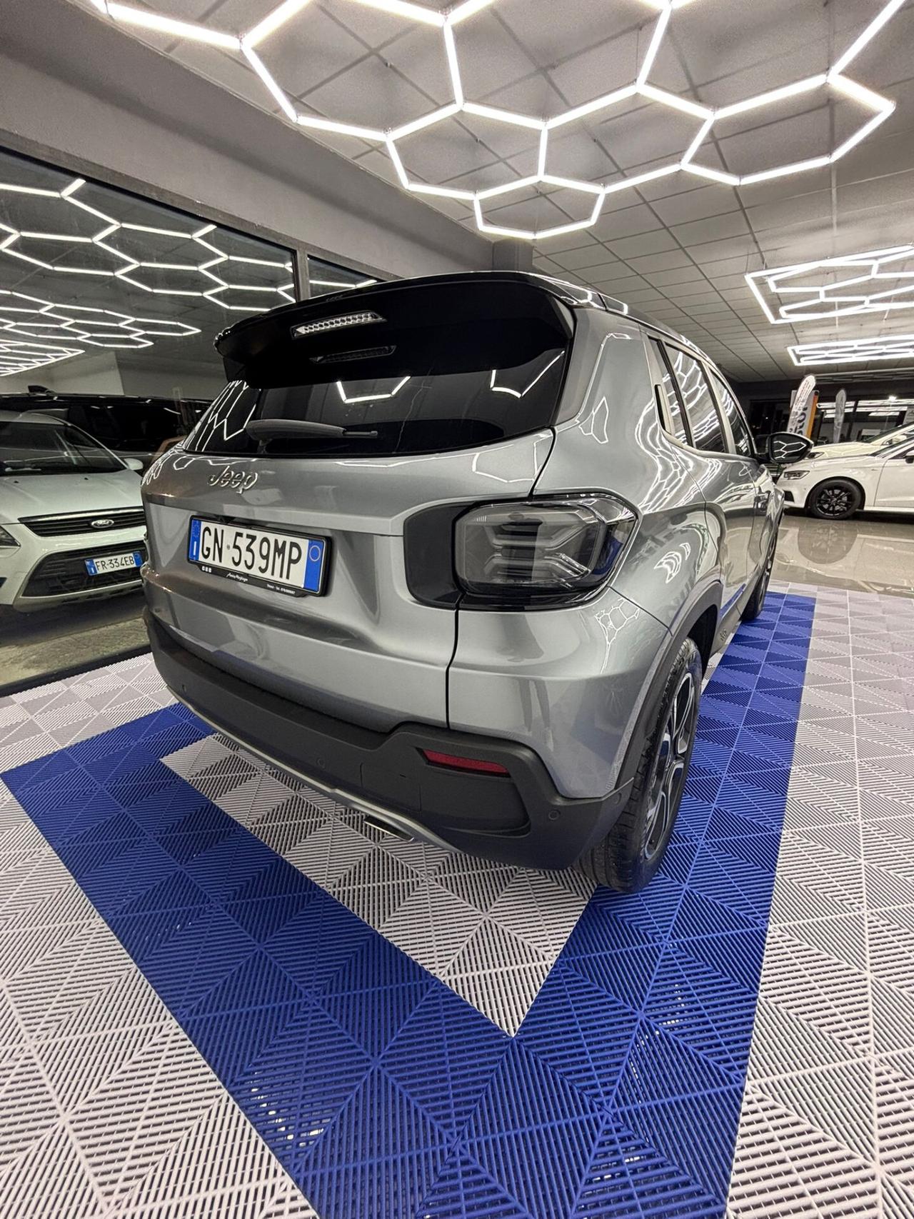 Jeep Avenger 1.2 Turbo 100 CV Summit