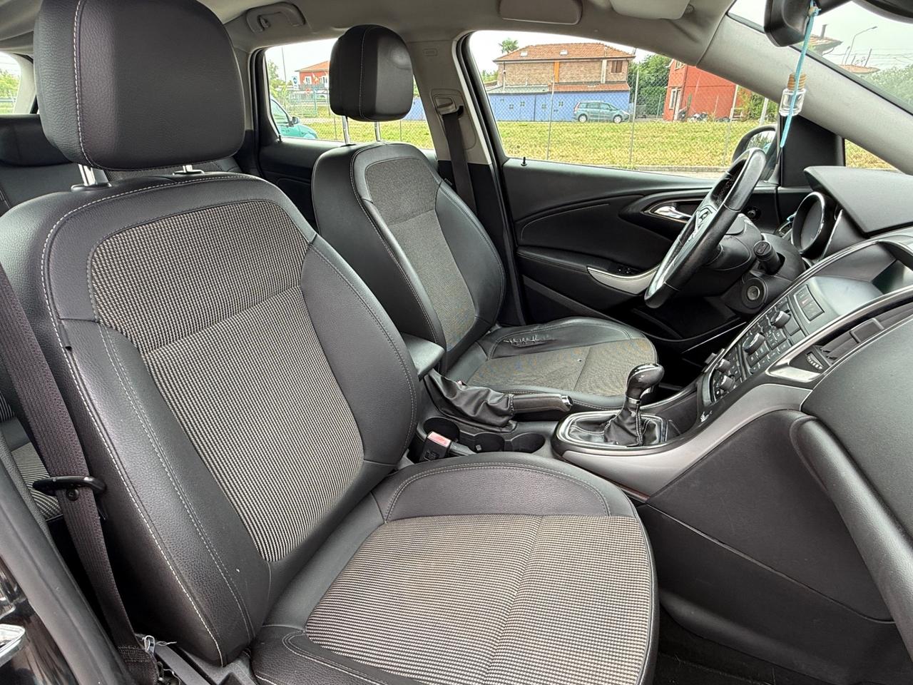 Opel Astra 1.7 CDTI 110CV Sports Tourer Cosmo
