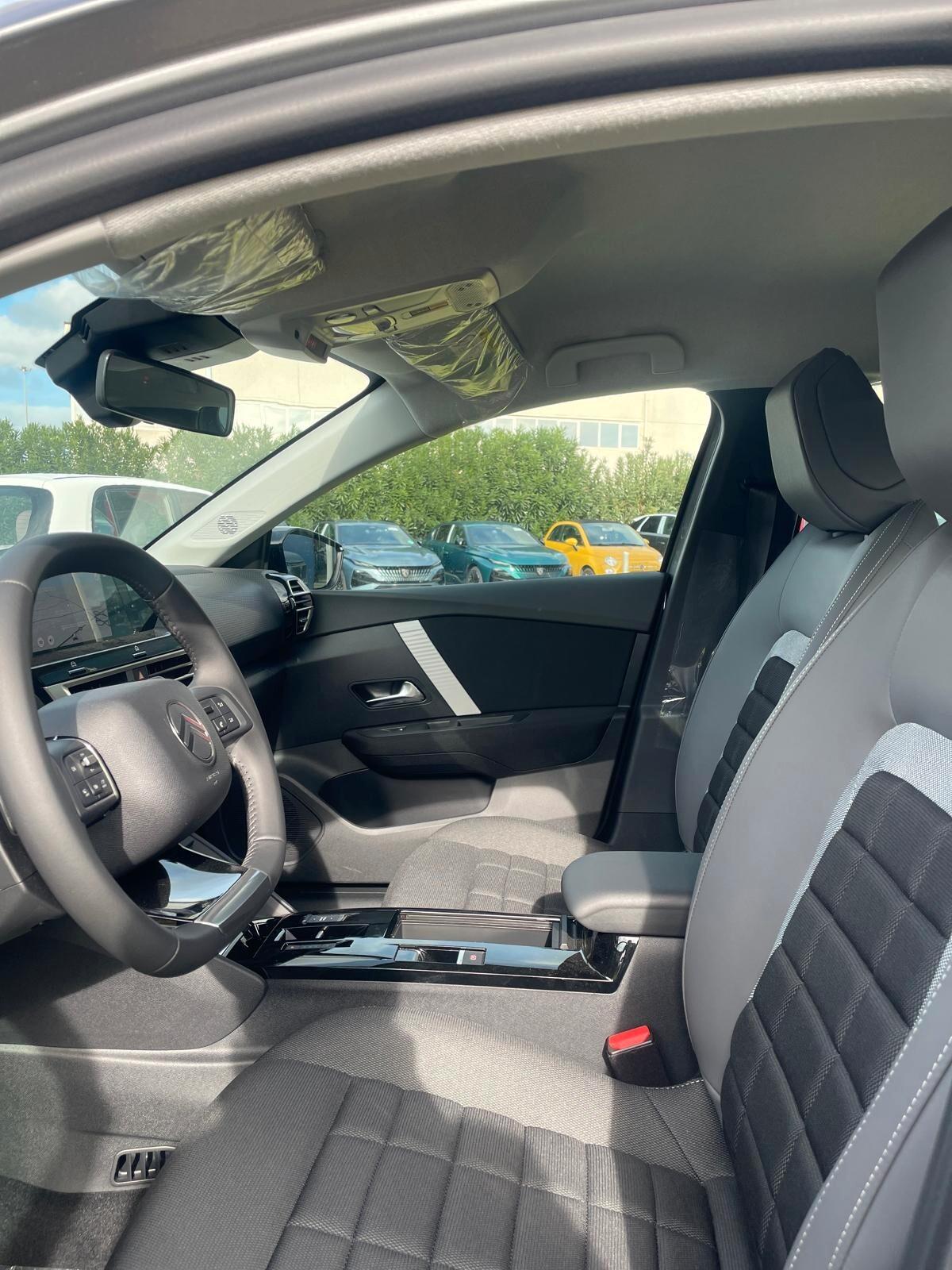 Citroen C4 Hybrid 136 e-DCS6 Plus My-25