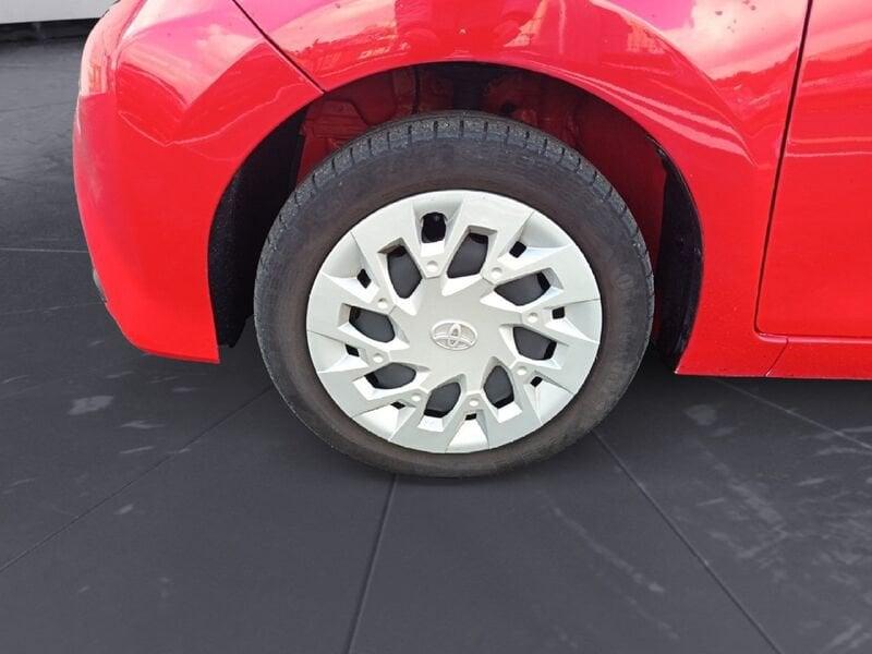 Toyota Aygo II 2018 5p 5p 1.0 x-business 72cv