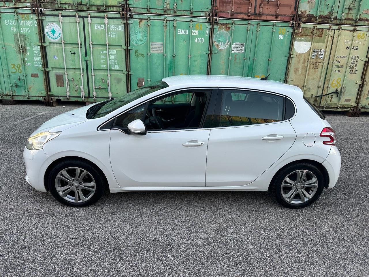 Peugeot 208 1.4 HDi 68 CV 5 porte Access