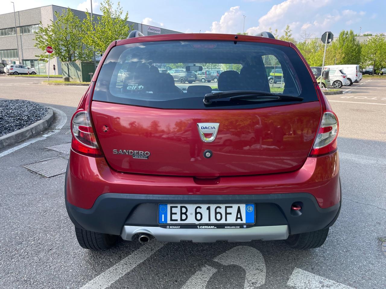 Dacia Sandero Stepway 1.6 8V 90CV* Neo patentati *