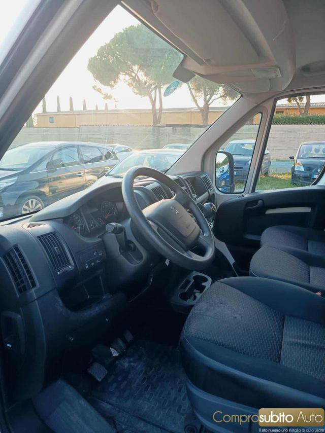 PEUGEOT Boxer 330 2.2 BlueHDi 120 S&S PC-TM Furgone