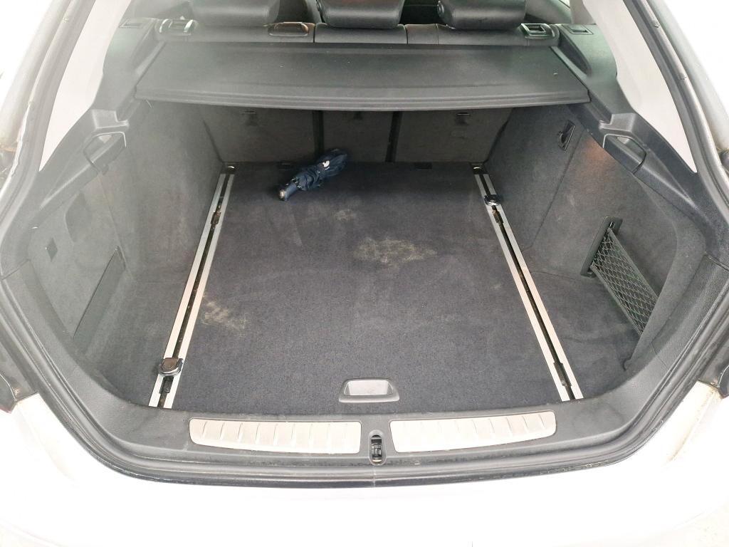 BMW 318D GRAN TURISMO 136CV STEPTRONIC BUSINESS ADVANTAGE ( FARI LED - PELLE - PDC )