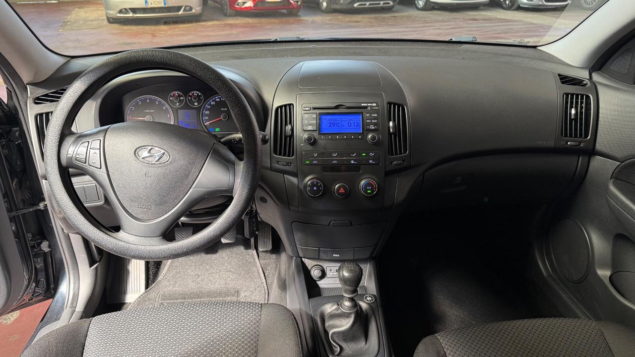 Hyundai i30 1.4 16V GPL