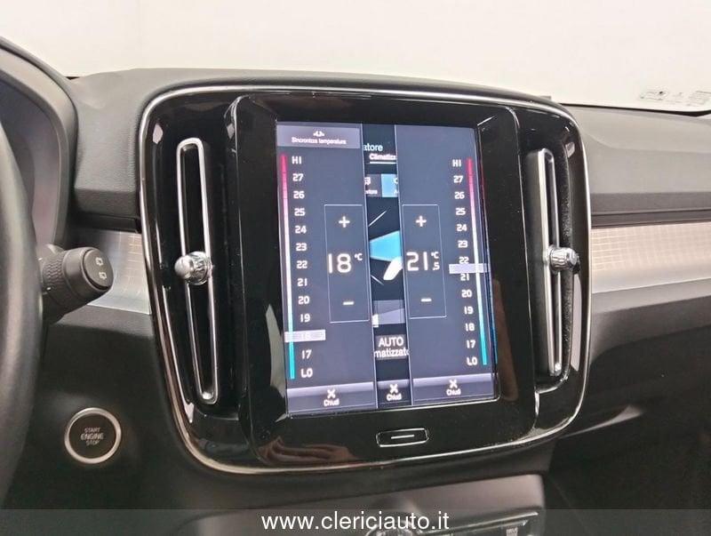Volvo XC40 T2 Geartronic Momentum Pro N1