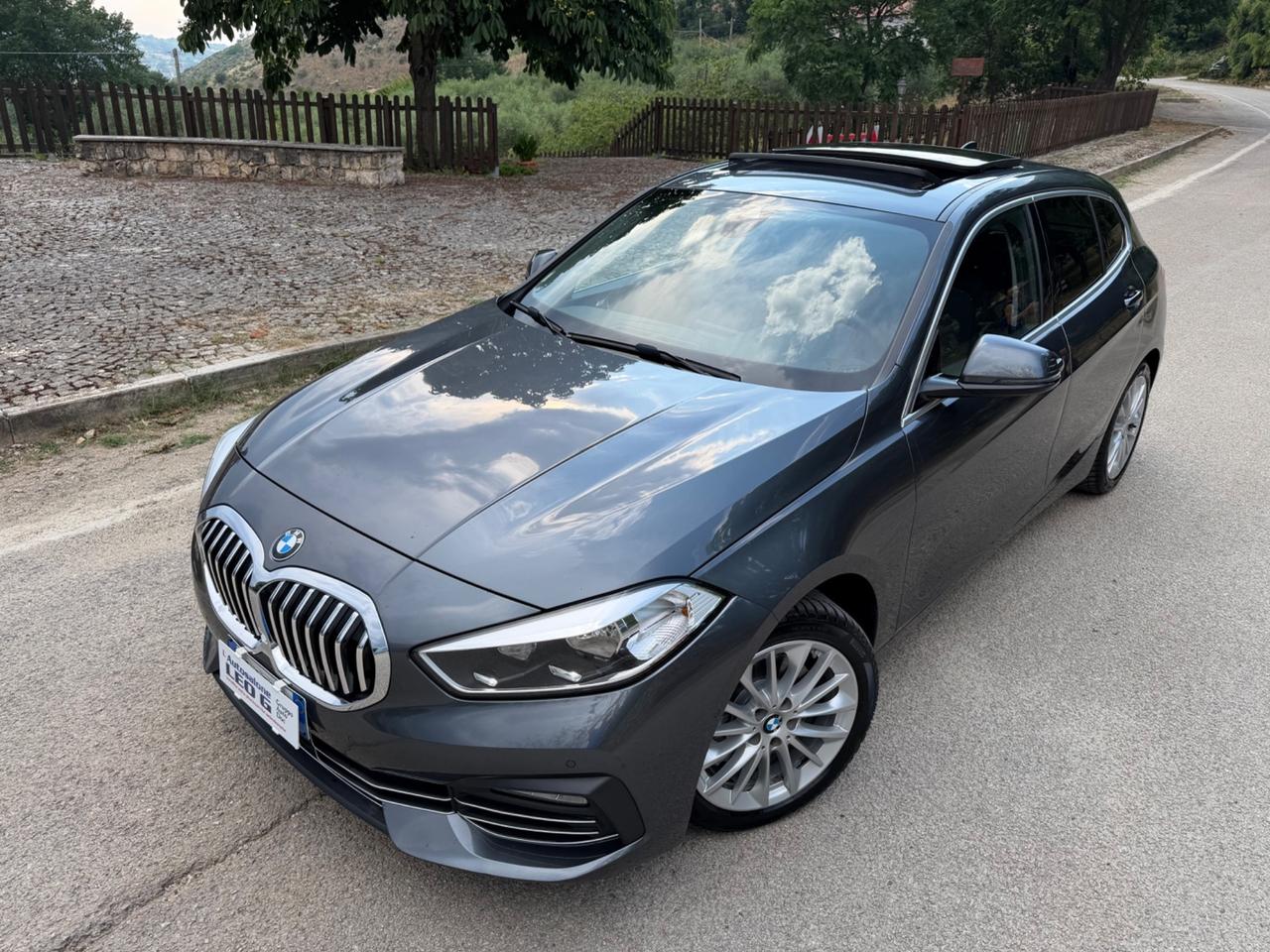 Bmw 116 116d 5p. Business Advantage