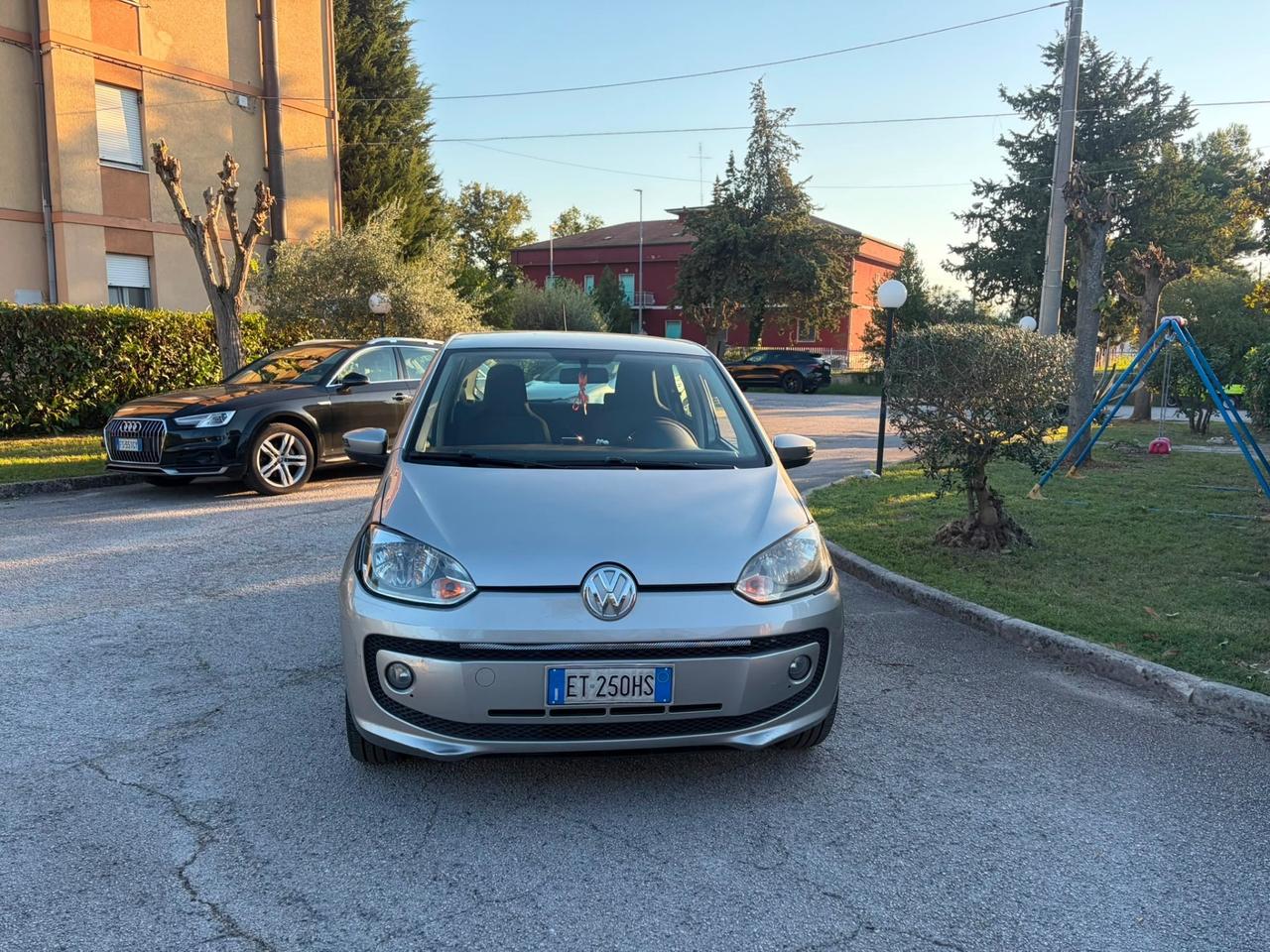 Volkswagen up! 1.0 5p. eco high BlueMotion Technology