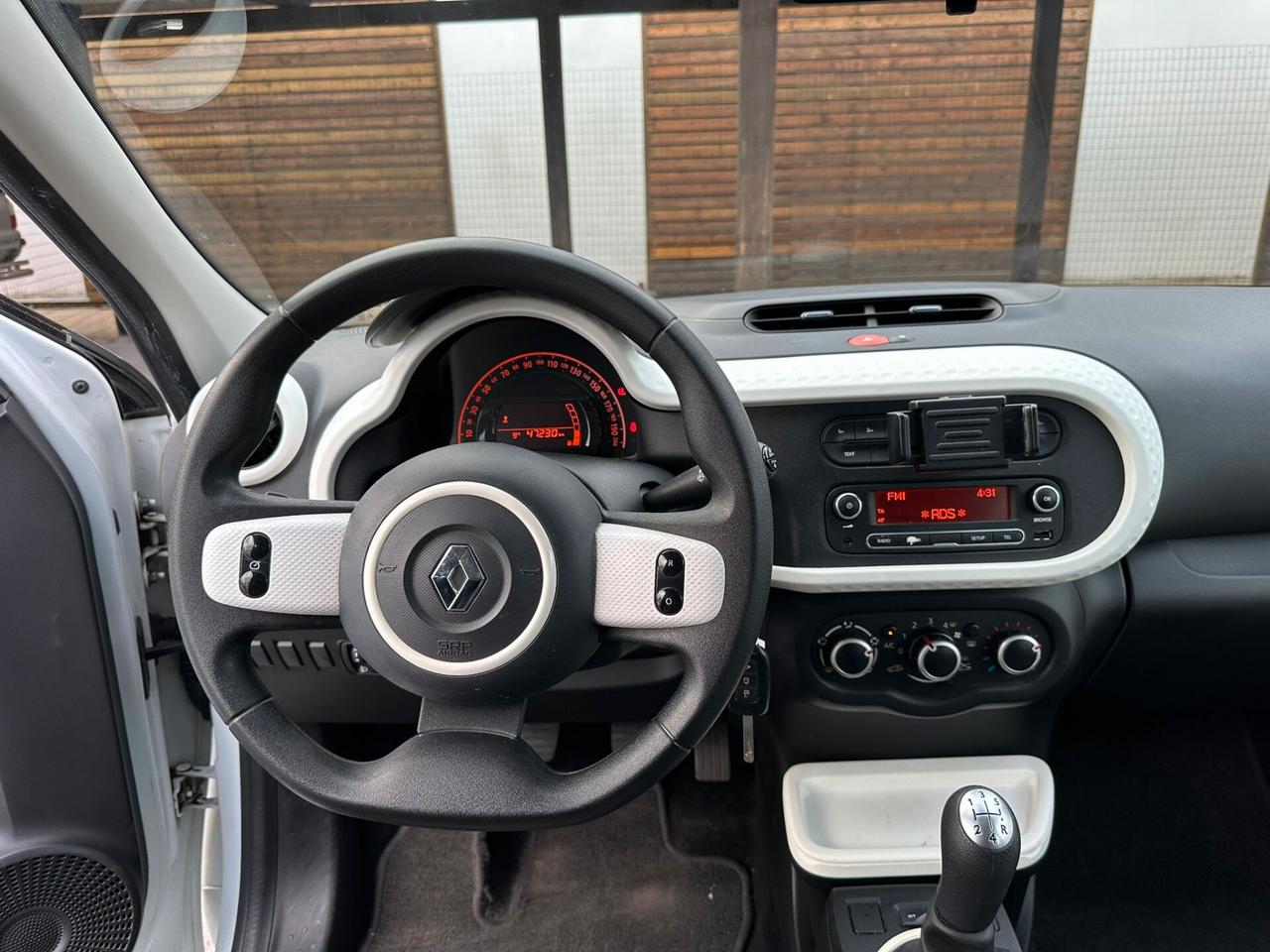 Renault Twingo SCe Stop&Start Lovely2